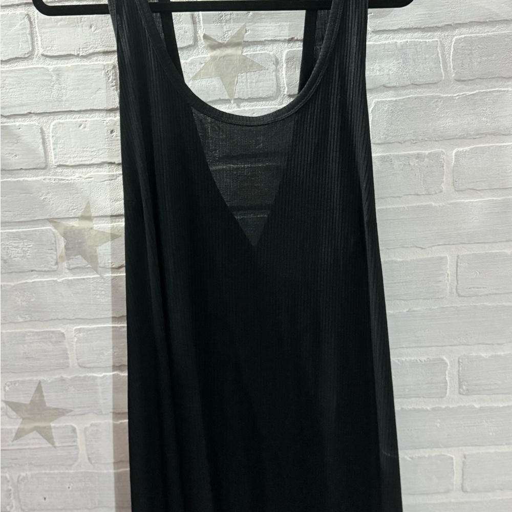 LuLaRoe’s workout/coverup top